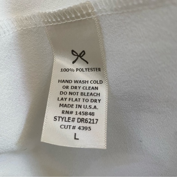 NWT Pitaya bright white scalloped sleeveless dress. Large - Picture 7 of 7